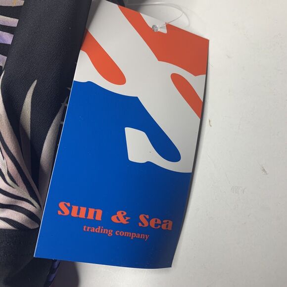 Sun And Sea Swimsuit Leaf Print ONE PIECE Women’s Plus SIZE 22 MSRP $84 - Picture 5 of 6